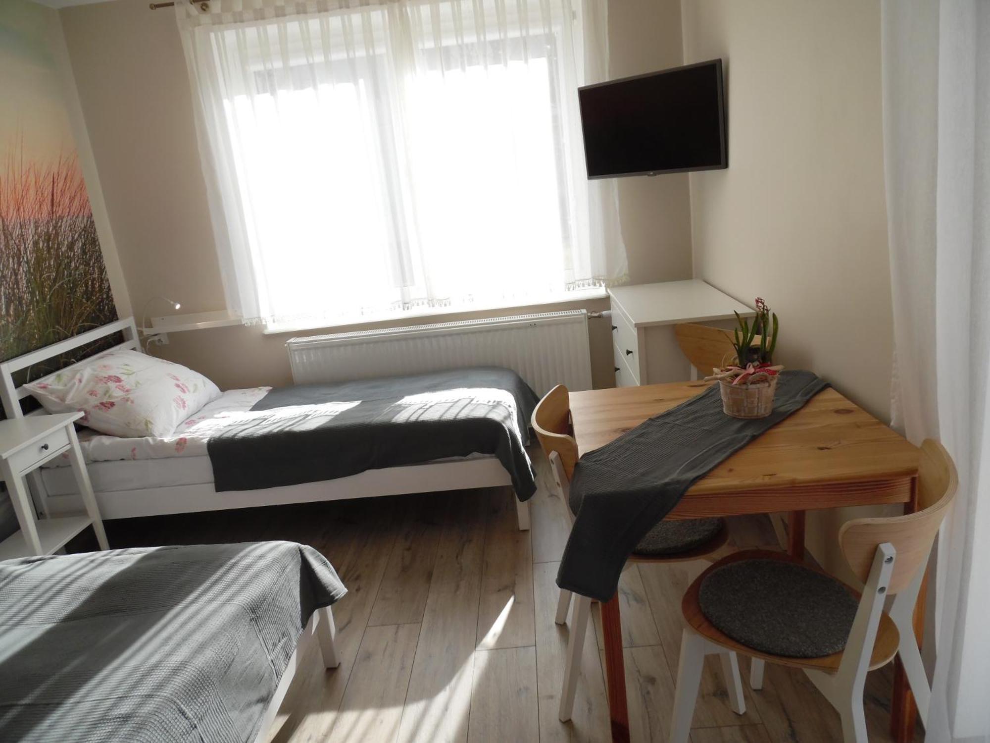 Helios Hotell Dębki Eksteriør bilde